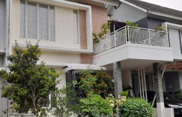 Dijual Rumah Cantik di Kawasan Strategis Emerald Bintaro yto