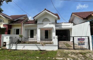 Dijual Rumah 1 Lantai di Griya Loka Sektor 1.5