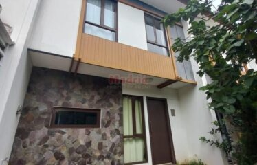 Dijual Rumah Bagus 2 Lantai di Kireina Park Nusaloka, Bsd Ag