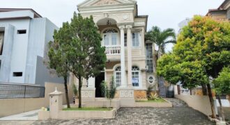 Disewakan Rumah 2 Lantai Bagus di Taman Giri Loka, Bsd Yk