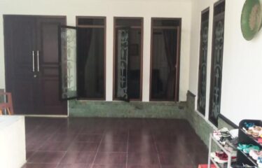 Dijual Rumah Komplek Sindang Barang Grande, Bogor 2 Lantai di  Yk