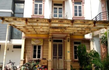 Dijual Rumah di Cluster Holandia 3 Lantai 120 m2 Lippo Karawaci Oki