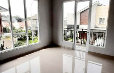 Rumah Dijual Taman Chrysant, Kencana Loka,  BSD Brand New House (AG)