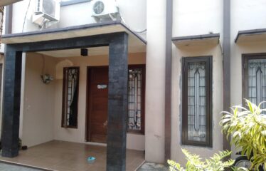 Rumah Dijual Cepat Butuh Uang di Depok, Murah, SHM (YK)