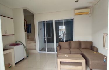 Dijual Rumah BSD Claster Azura Vanya Park Furnish- Harga 1,650 M Nego (YK)