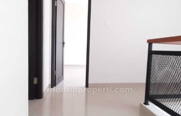 kamar tidur - Dijual Brand New House di Nusaloka