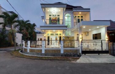 Dijual Rumah Mewah Hook di Regency Melati Mas (RUT)