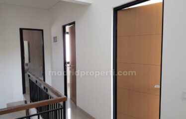 Dijual Rumah 3 Lantai di Provence Suites, BSD (MIK)