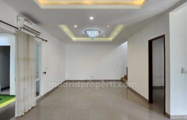 Dijual Rumah di Bsd The Icon, Bagus, 2 Lantai, Balkon Besar Ag