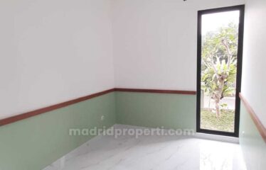 Dijual Rumah 2 Lantai Griya Loka, Bsd Bagus SHM (AG)