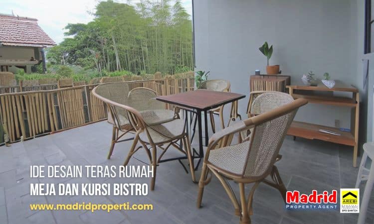 Meja dan Kursi Bistro