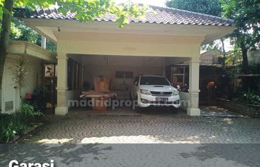 Dijual Rumah Asri di Perumahan Wisma Cakra, Limo Cinere OKI