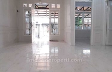 Dijual Rumah Siap Huni Luas 70m2, Strategis di Nusaloka, Bsd Fr