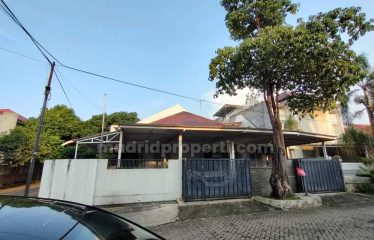 Rumah Hook Mewah Villa Melati Mas