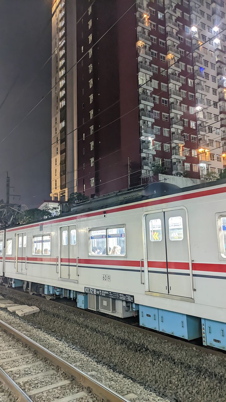 10 Rumah Dijual Dekat Stasiun BSD yang Strategis