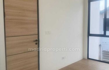 Dijual Rumah 2 lantai di Lippo village, Cluster Cendana Cove JUL)