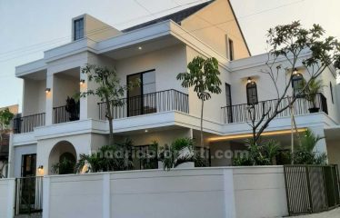 Dijual Brand New Corner House 2 lantai di Kencana Loka BSD (AG)