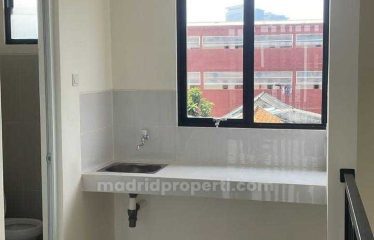 Disewakan Ruko Hampton Promenade, Paramount Gading Serpong (OKI)