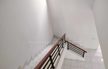 Disewakan Rumah bagus di PHG Topaz Summarecon Gading Serpong (YK)