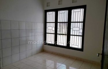 Disewakan Rumah 1 lt di  Graha Raya Bintaro Claster Celesta (YK)