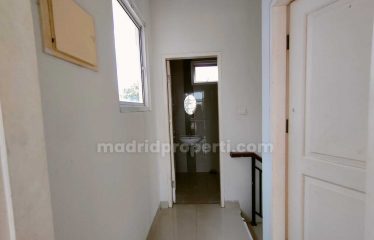 Disewakan Rumah di Milano Village Gading Serpong Paramount (YK)