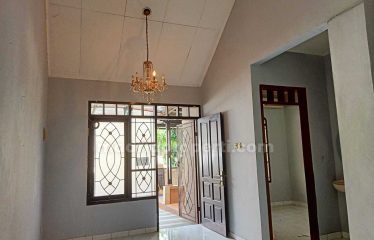 Disewakan Rumah Siap Huni di Regency Melati Mas, Serpong (YK)