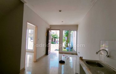 Disewakan Rumah di Milano Village Gading Serpong Paramount (YK)