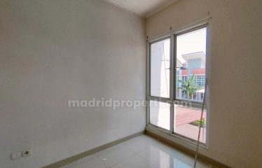 Disewakan Rumah di Milano Village Gading Serpong Paramount (YK)