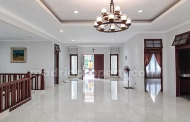 Dijual Rumah bagus, Full Renovasi Di Pondok Indah – Jak Sel (DN)