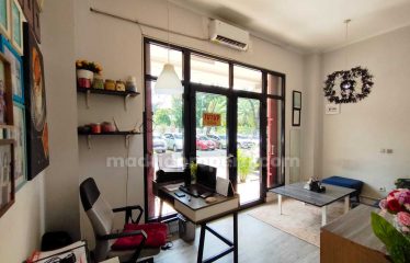 Dijual Ruko Barcelona 2 lt, Lokasi Seberang Pasar Modern Bsd (Yk)