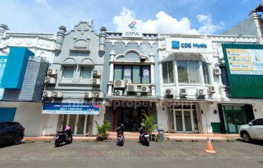 Dijual Ruko Barcelona 2 lt, Lokasi Seberang Pasar Modern Bsd (Yk)