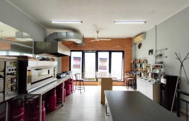 Dijual Ruko Barcelona 2 lt, Lokasi Seberang Pasar Modern Bsd (Yk)