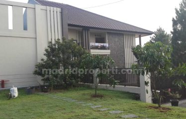 Dijual rumah bagus, mewah, luas dan siap huni di Ciater Raya (FR)