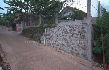 Dijual Kavling & Bangunan Kecil di Victor Buaran, Pamulang (Rin)