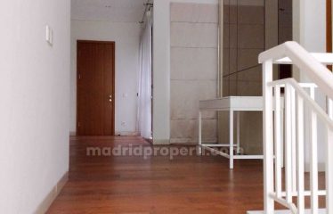 Dijual Rumah 2Lt Bagus di Cluster De Naara, De Park Bsd City (Er)