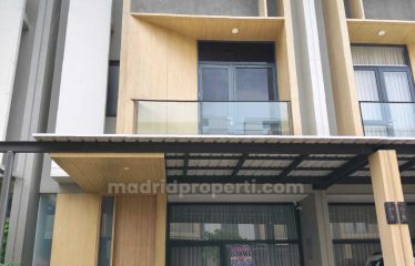 Disewakan Rumah Bagus di Tanakayu Cluster Svani, Bsd City (Yk)