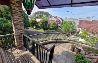 Dijual Rumah Hook Posisi Depan Taman di Nusaloka Bsd (Oki)