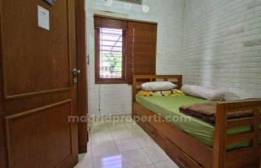 Dijual Rumah Hook Posisi Depan Taman di Nusaloka Bsd (Oki)