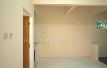 Dijual Kavling & Bangunan Kecil di Victor Buaran, Pamulang (Rin)