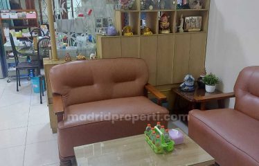 Dijual Rumah 1 Lantai Luas 300M2 di Villa Melati Mas Blok P (Mc)