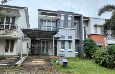 Dijual Rumah 2 Lantai Siap Huni di The Green Blossom, BSD (Yk)