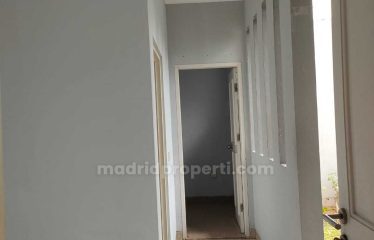 Dijual Rumah 2 Lantai Siap Huni di The Green Blossom, BSD (Yk)