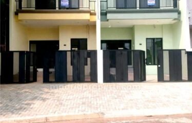 Dijual 2 Rumah Gandeng Baru Jadi di BSD Nusa Loka Blok B (Yet)