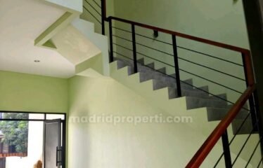 Dijual 2 Rumah Gandeng Baru Jadi di BSD Nusa Loka Blok B (Yet)