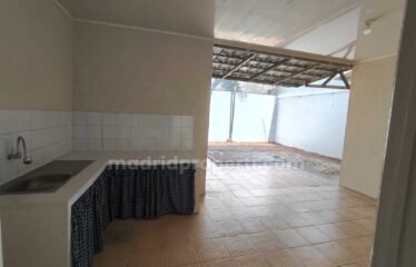 Disewakan Rumah 1 Lantai 162M2 di Griya Loka Sek 1-5, BSD (Yk)