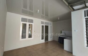 Disewakan Rumah 1 Lantai 162M2 di Griya Loka Sek 1-5, BSD (Yk)