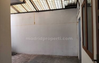 Disewakan Rumah 1 Lantai Bagus Siap Huni di Nusaloka, BSD (Yk)