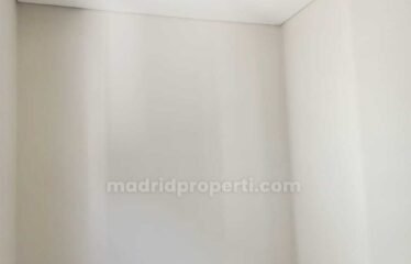 Disewakan Rumah 2 Lantai Bagus Siap Huni 84M2 di BSD Mozia (Yk)