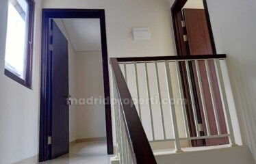 Disewakan Rumah 2 Lantai Bagus Siap Huni 84M2 di BSD Mozia (Yk)