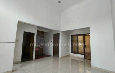 Disewakan Rumah 1 Lantai Bagus Siap Huni di Nusaloka, BSD (Yk)